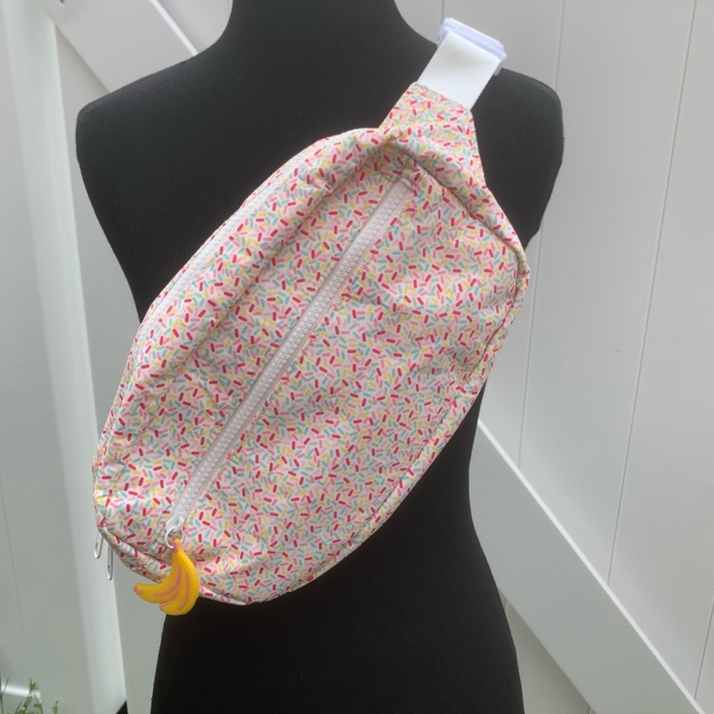 Target 2018 Limited Edition Art Class x Ice Cream Museum Sprinkle Fanny Pack Bag